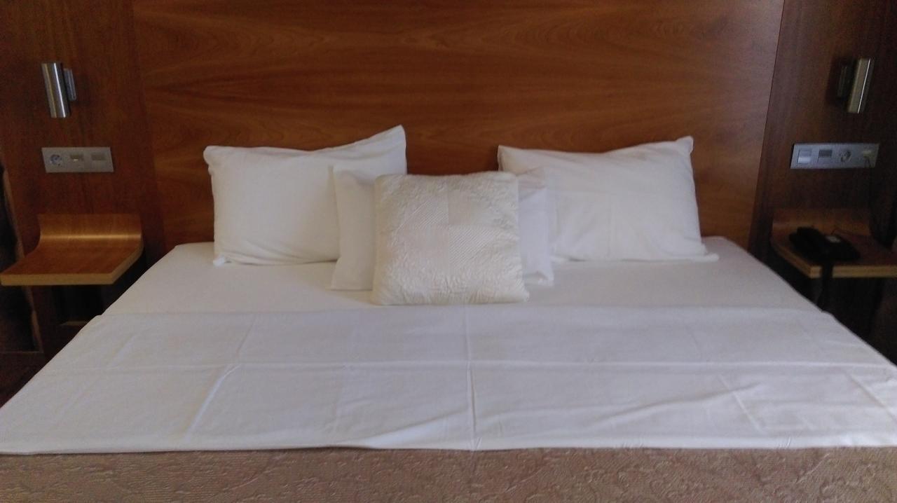 Hotel Boutique Villa Erina By Bossh Hotels - Adults Recommended Manilva Bagian luar foto
